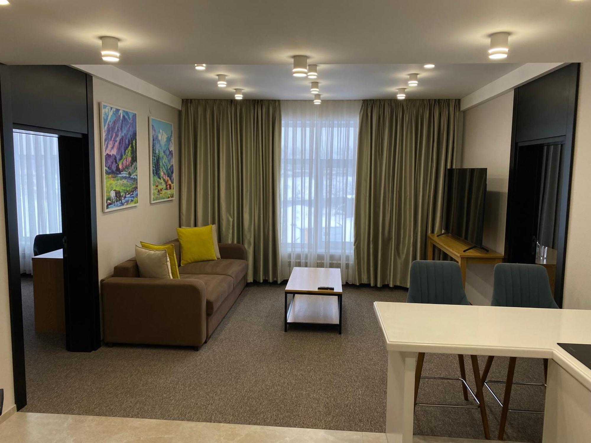 Hotel Burabay Shchūchīnsk Екстериор снимка