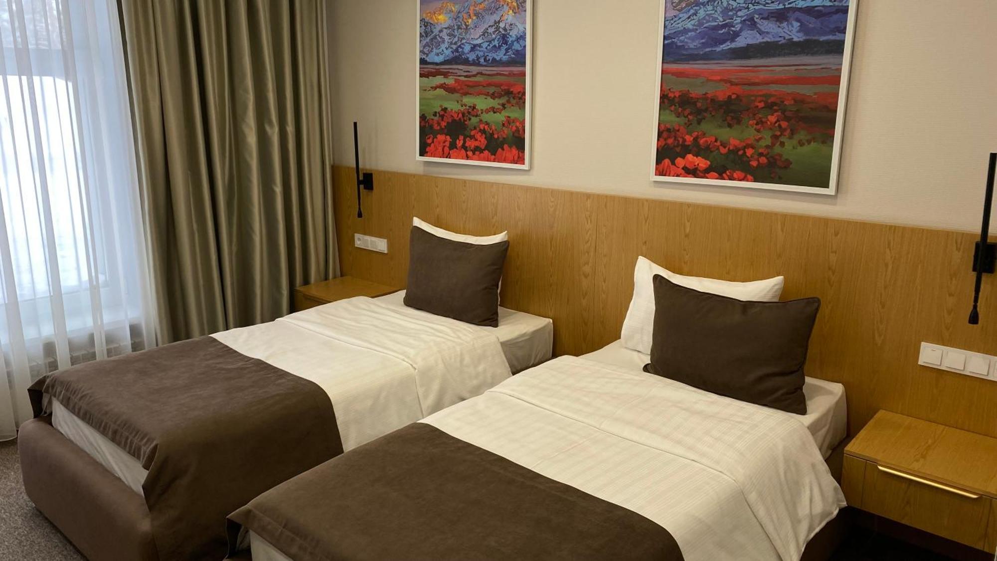 Hotel Burabay Shchūchīnsk Екстериор снимка